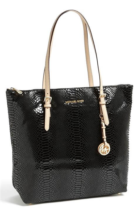 michael michael kors jet set leather tote black|Michael Kors jet set luggage.